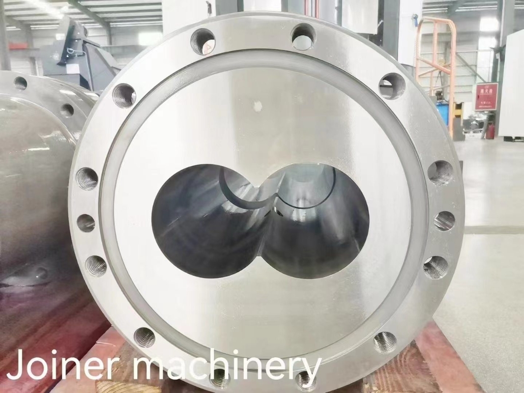 Matériau en acier inoxydable Barils alimentaires pour extrudeuses à double vis Machine pour l'industrie alimentaire gonflée